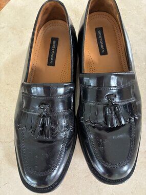 Men's Bostonian Leather Loafer with Tassels - Black size 10